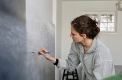 山有小口仿佛如有光：法国艺术家白然个展正在